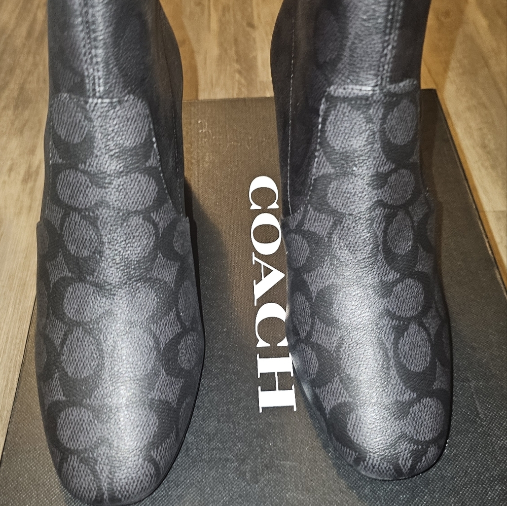 Booties - Picture 5 of 5